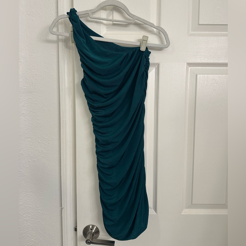 One shoulder ruched dress